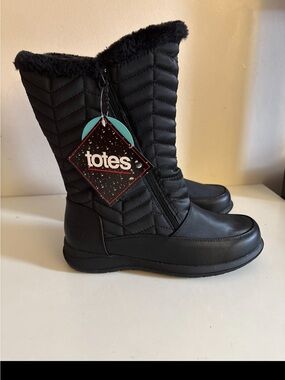 New totes Women's Black Insulated Mid-Calf Winter Boots 8